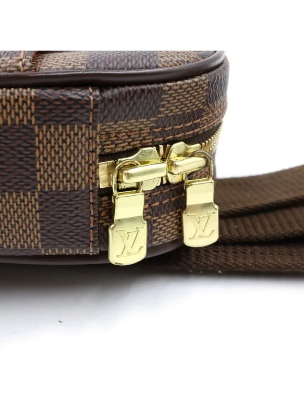 Louis Vuitton Damier Pochette Gange Leather Body Shoulder Bag Brown
